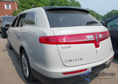 2019 Lincoln Mkt Reserve from USA, damaged, VIN 2LMHJ5ATXKBL01446